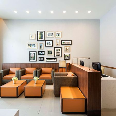 Отель Hyatt House Charleston - Historic District Интерьер фото