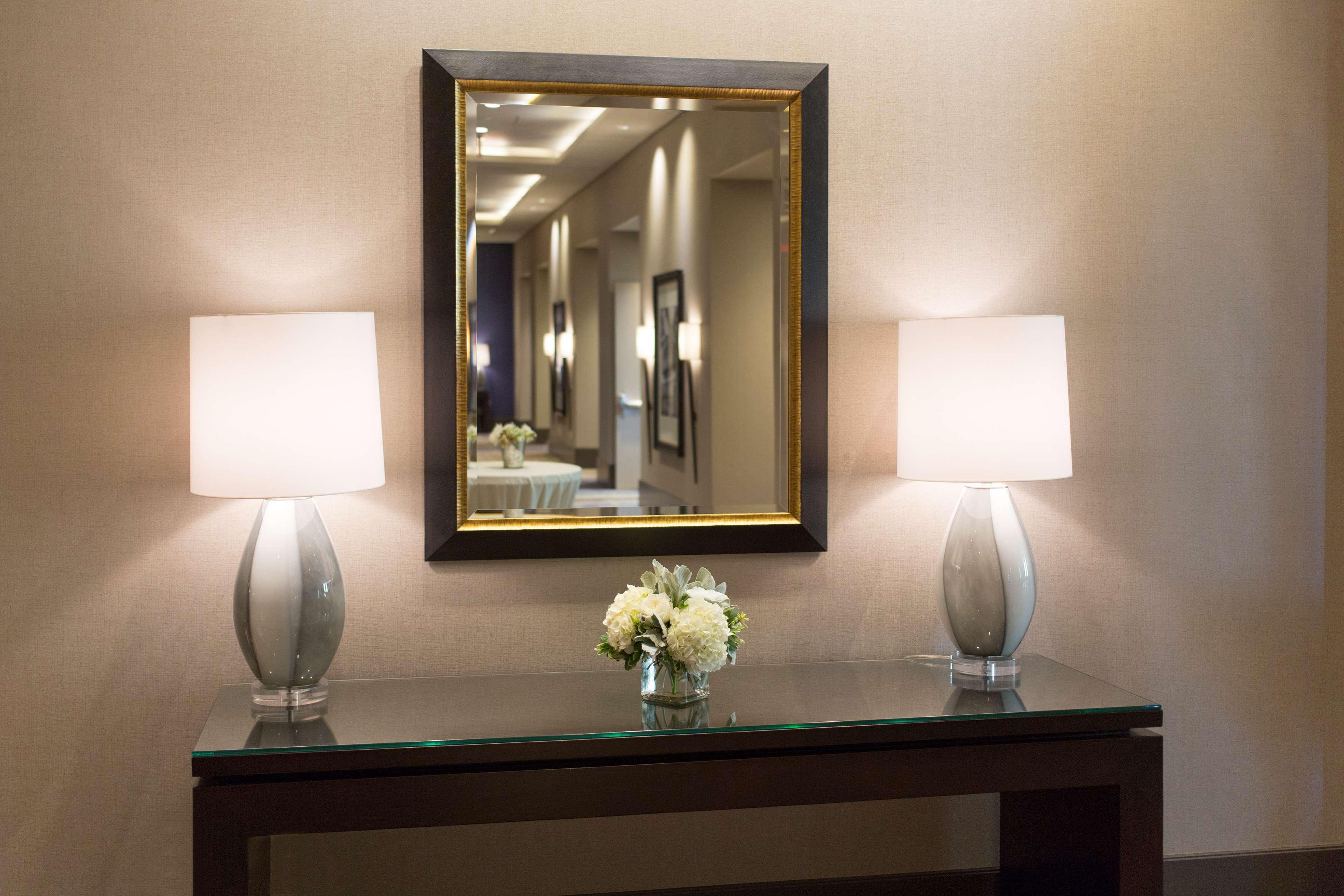 Отель Hyatt House Charleston - Historic District Интерьер фото