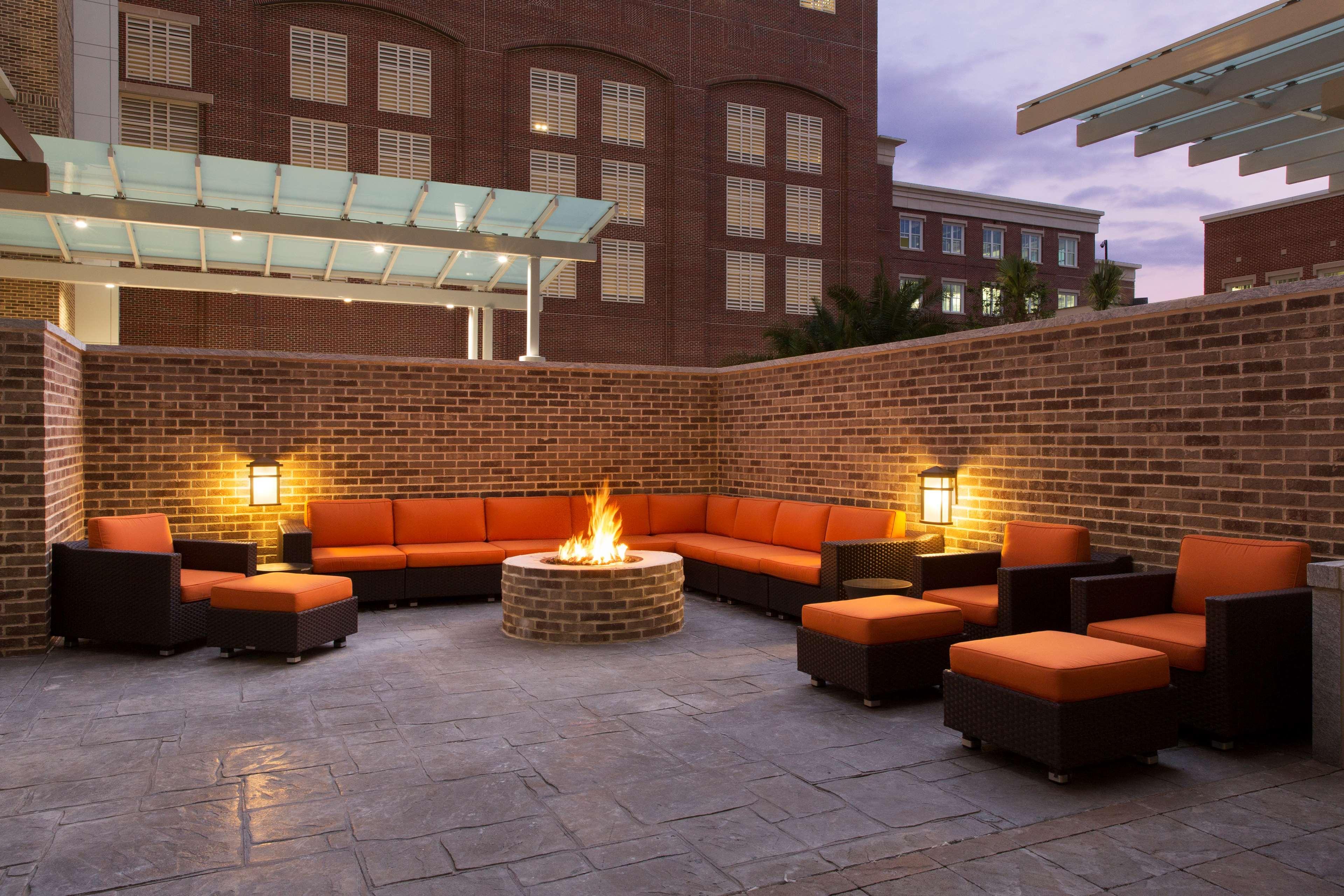 Отель Hyatt House Charleston - Historic District Экстерьер фото