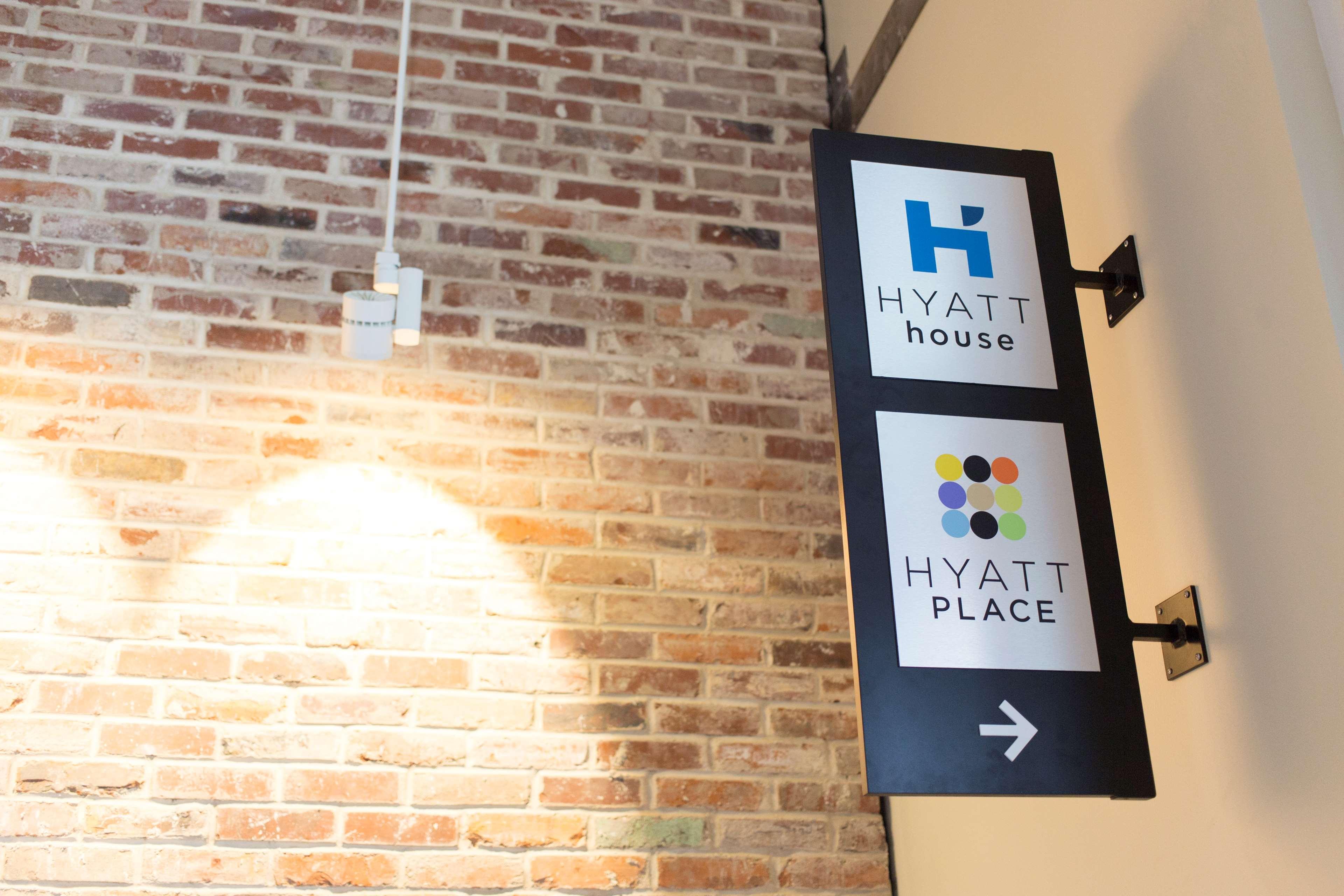 Отель Hyatt House Charleston - Historic District Экстерьер фото