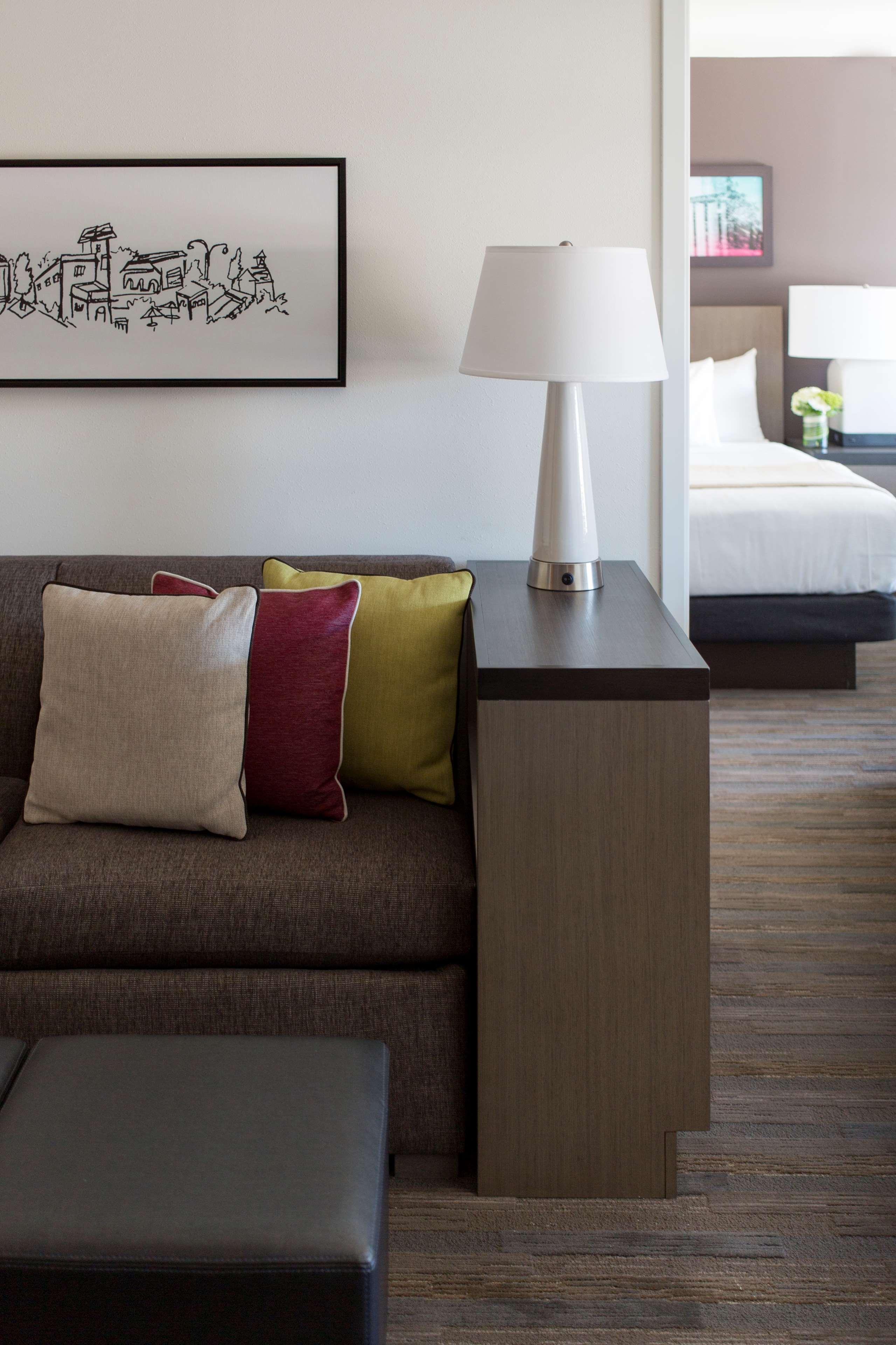 Отель Hyatt House Charleston - Historic District Экстерьер фото