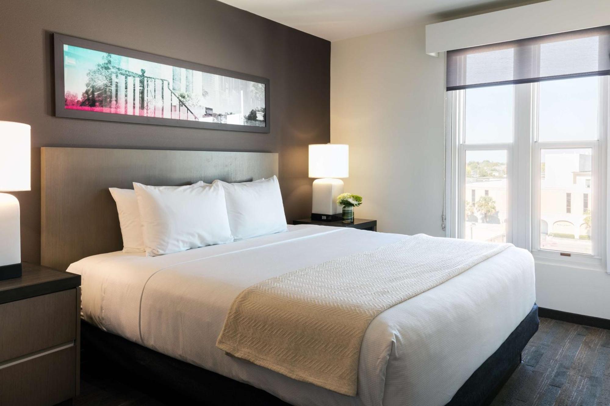 Отель Hyatt House Charleston - Historic District Экстерьер фото